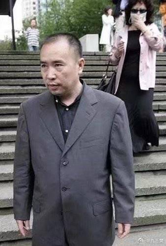 怎样删除腾讯新闻客户端怎样退出腾讯视频登录账号