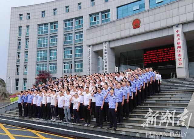 泽光手机客户端手q客户端官方下载