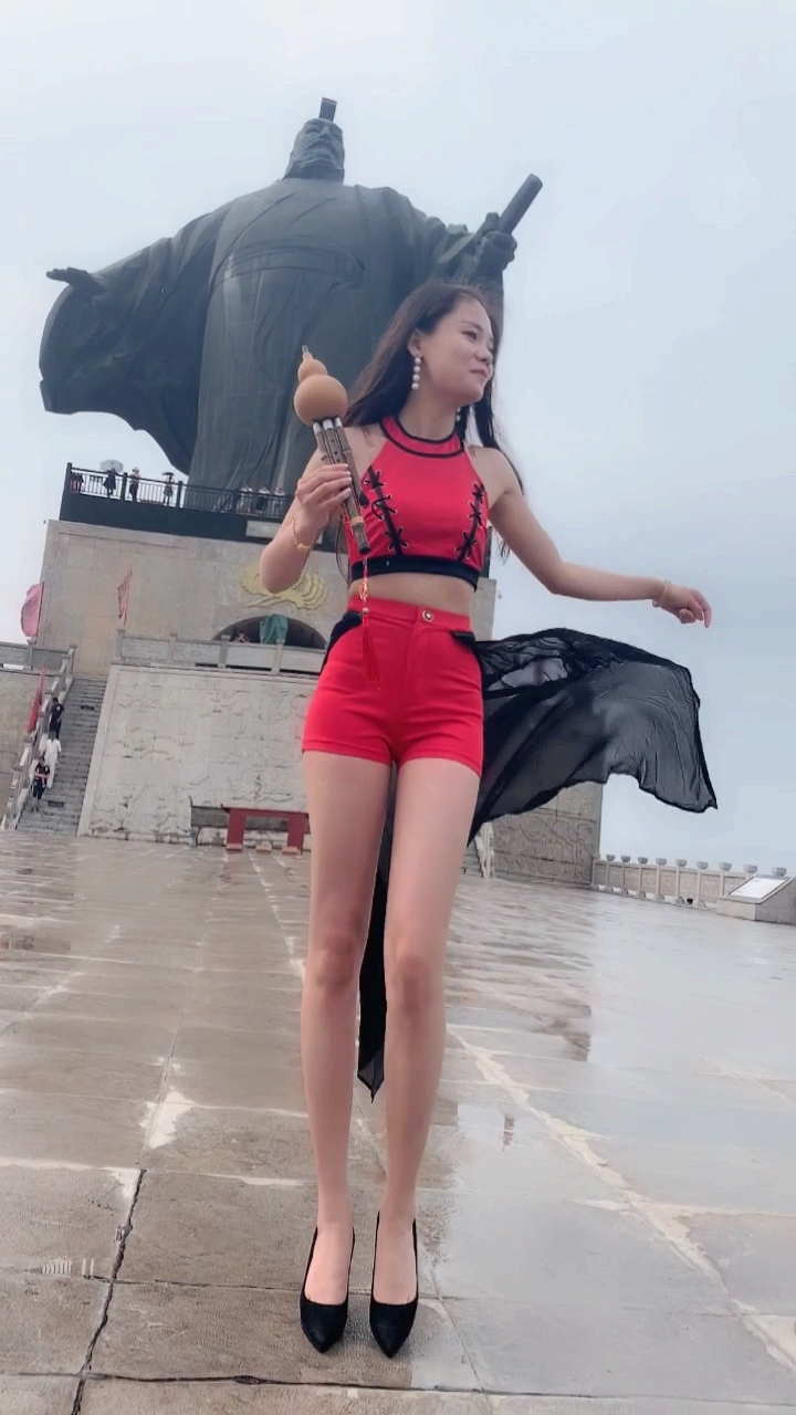 吹裙子游戏手机版咸鱼吹裙子游戏下载-第2张图片-太平洋在线下载